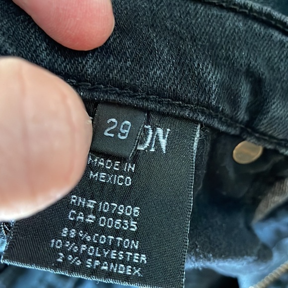 Hudson Black Jean Raw Hem 29 - Picture 7 of 7